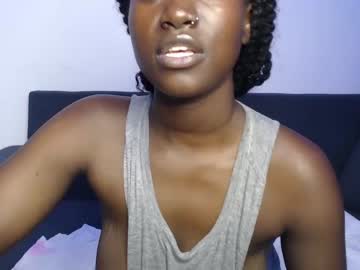 female cam girl betty_fire_ image #2692701