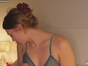 female cam girl sleepsteep image #2441838