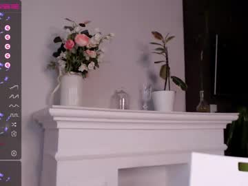 female cam girl small_blondee image #1972755