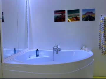 female cam girl elisa_oliver image #663751