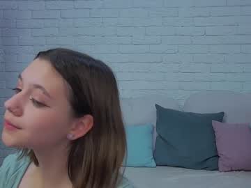 female cam girl lilly_bb_girl image #2587111