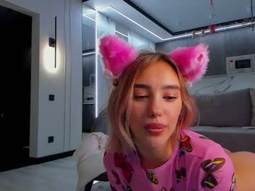 female cam girl angella_kleee image #2930205