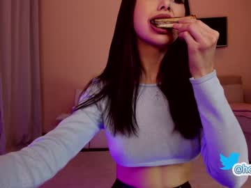 female cam girl hollyextra image #3006401
