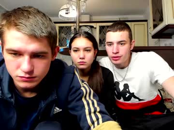 female cam couple family_intrigue image #562225