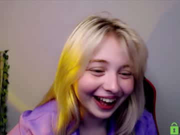 female cam girl shy_blondiee image #3861212