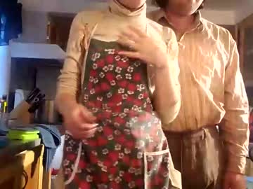 female cam couple deerearsandcattails image #1844423
