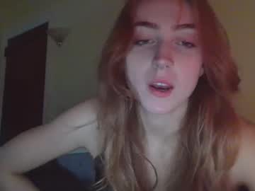 female cam girl blondered_head image #4038322