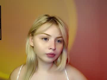 female cam girl shy_blondiee image #3796894