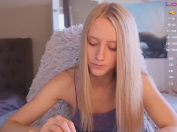 female cam girl angeellina image #218113