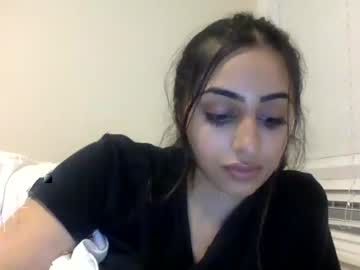 female cam girl brownbarbiie image #741344
