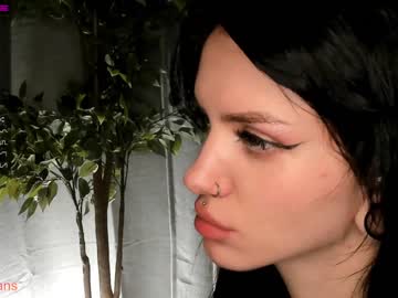 female cam girl millaava image #410245