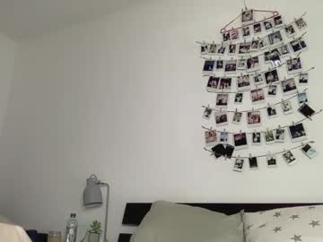 female cam girl strawberryjamx image #1103380