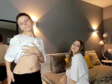 female cam couple aleceiris image #2525532