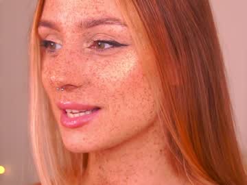 female cam girl artease image #3228570