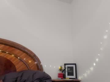 female cam girl inocent_student18 image #2319090