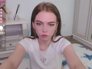 female cam girl small_blondee image #3071142