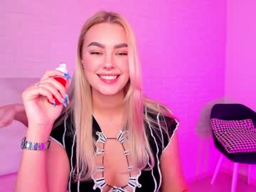 female cam girl 8a8y_nura image #1143540
