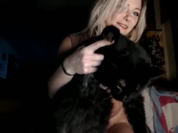 female cam girl kipsy420 image #3046030