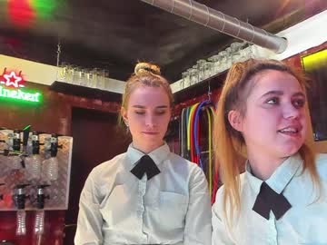 female cam couple dirtypub image #2000983