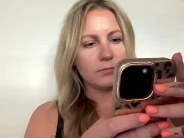littlemissdahlia  female  webcam