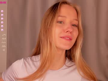female cam girl tinaaarpp image #2336472