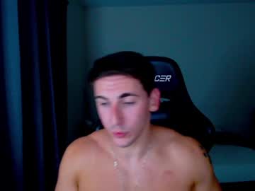 female cam man zach_rhyder image #2536580