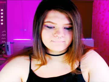 female cam girl _sofaluv_ image #2092369