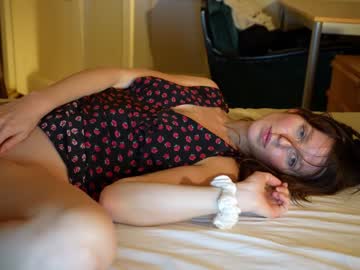 female cam girl ellaa91 image #2920890