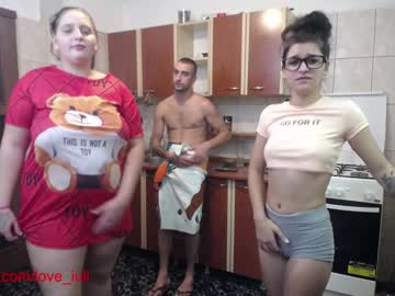 female cam couple iuliana32 image #247686