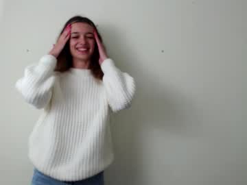 female cam girl emma_dd image #383224
