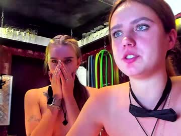 female cam couple dirtypub image #1255777