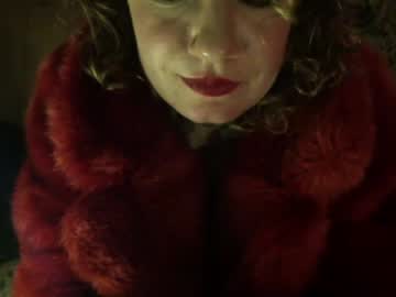 female cam girl 2lipsanddazy image #3917473