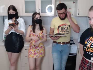 female cam couple renae_tom image #2841923