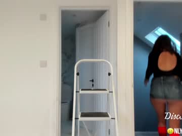 female cam girl eatmypie69 image #427715