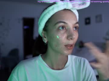 female cam girl kronniekray image #412171