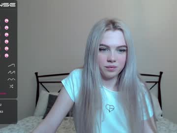 female cam girl small_blondee image #1234562