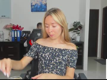 female cam couple ellcrys image #3644275