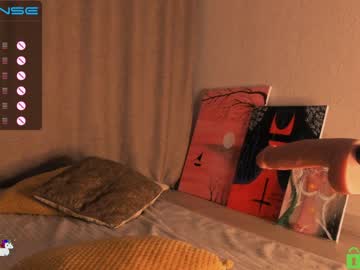 female cam couple naiamo image #2962800