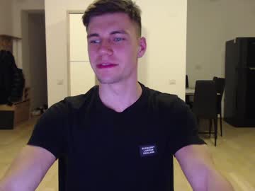 female cam man _alexanderwilliams image #2941651