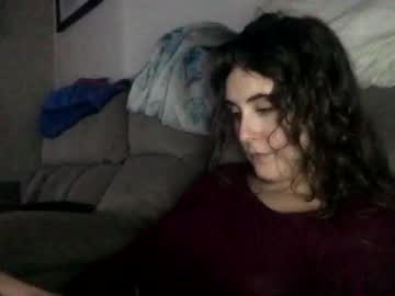 oliviajames02  female  webcam