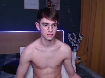 female cam man alfie_evanss image #990550