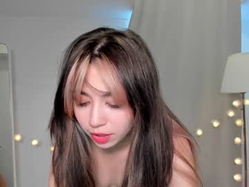 female cam girl y_u_m_i_k_a image #2445935