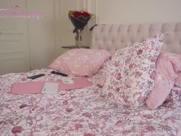 female cam girl emilia98xxx image #2716531