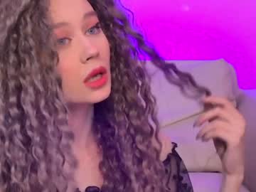 female cam girl shycinderella image #498147