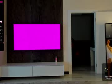 female cam girl angella_kleee image #2408649