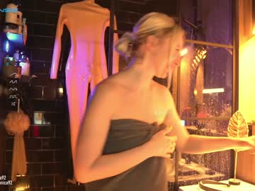 female cam girl bronnica image #3766184