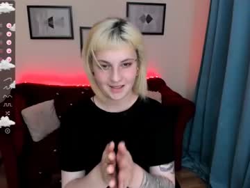female cam girl yolandi_toit image #2154500