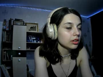 alodieherlan  female  webcam