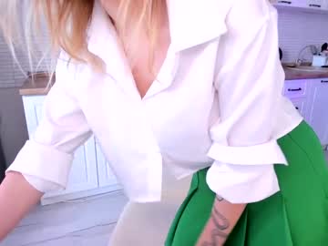 female cam girl cassy_meow image #2278326