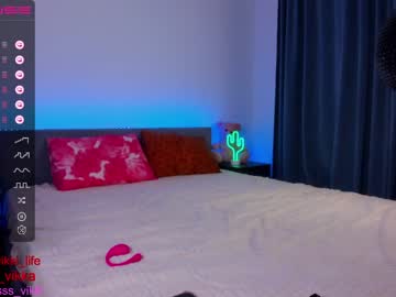 female cam girl misss_vikki image #2741141